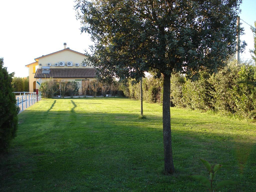 Residence Serristori Castiglion Fiorentino Exterior foto