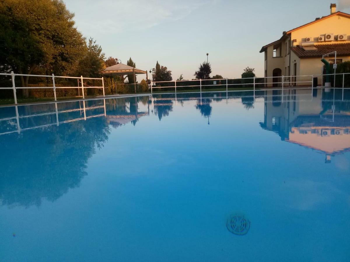 Residence Serristori Castiglion Fiorentino Exterior foto